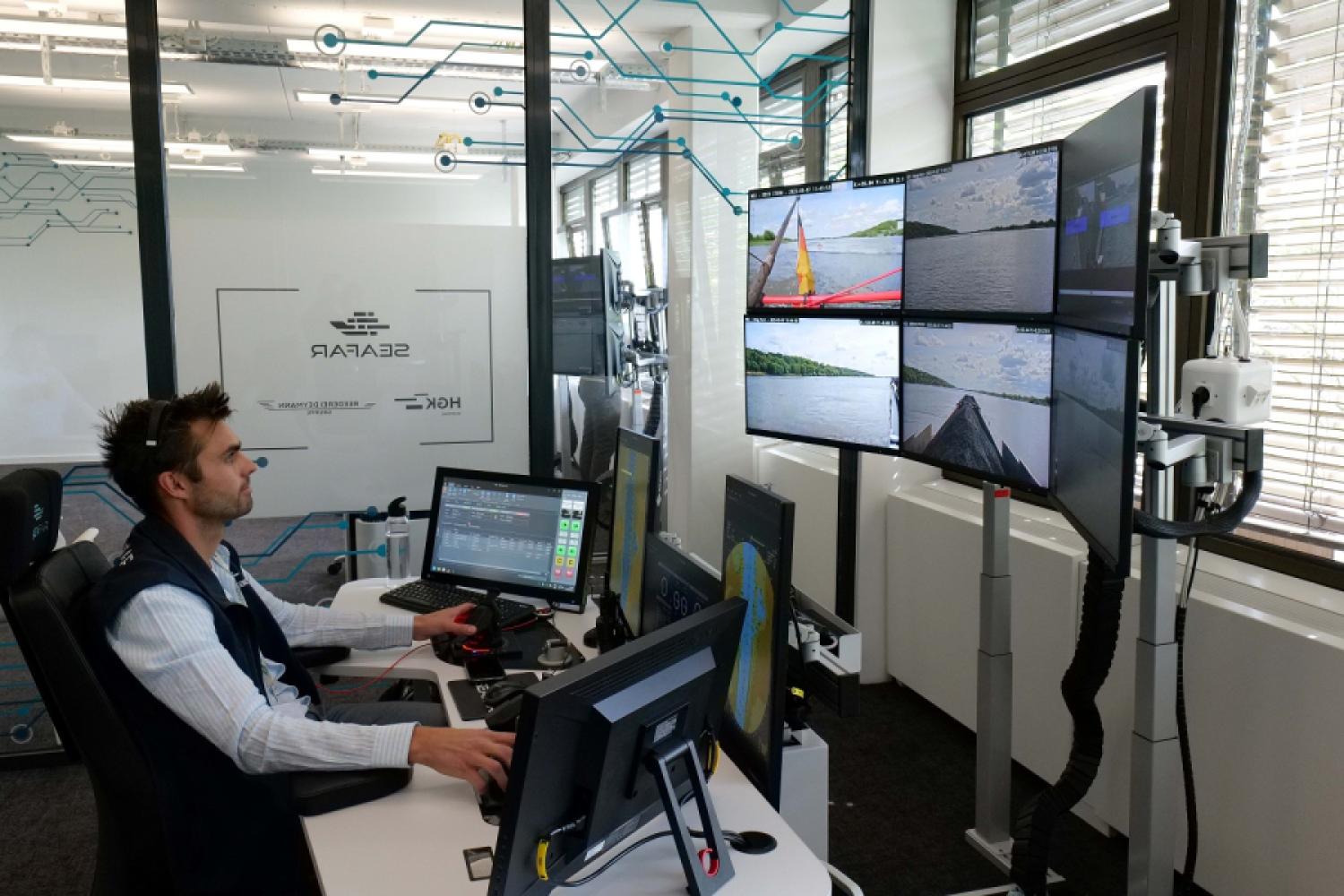 The ship is controlled from a control center in Duisburg. The goal is to operate with a reduced crew in the medium term and to address the shortage of skilled workers. The authorization was granted by the General Directorate for Waterways and Shipping (GDWS). (Photo: HGK)