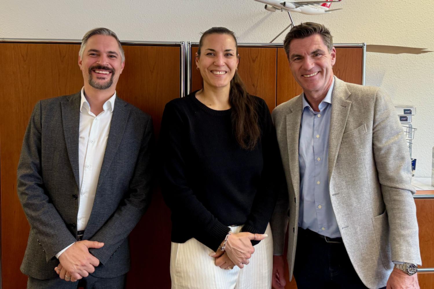MBS Logistics expands its specialized logistics portfolio. In the picture (from left): Fabian Heil, Managing Director of MBS Logistics AG, Maria Wegmüller, Managing Director of Gerhard Wegmüller GmbH, Joerg Roehl, CEO of the MBS Group and Chairman of the Board of Directors of MBS Logistics AG. Photo: MBS Logistics