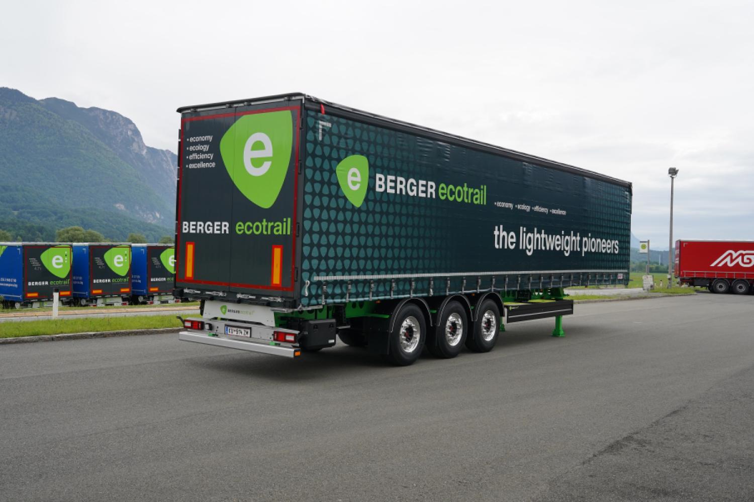 BERGERecotrail a réalisé une nouvelle famille de produits en coopération avec Schmitz Cargobull. La première a été célébrée par le « BERGER PerfomanceCoil » en tant que premier modèle de la nouvelle génération Evolution lors du salon transport logistic début juin à Munich. | Image : Berger