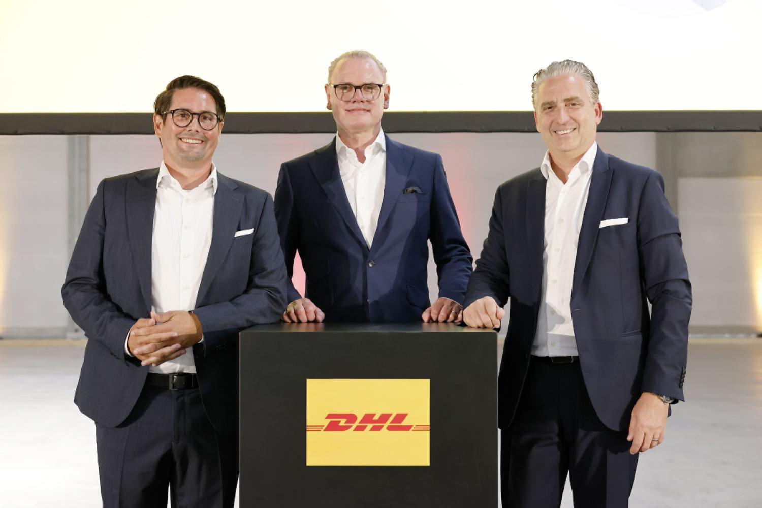 (from left to right): Andreas Bindreiter, Head of Air Freight Europe and StarBroker, DHL Global Forwarding Europe, Tobias Schmidt, CEO DHL Global Forwarding Europe, Markus Panhauser, CEO DHL Global Forwarding Germany and Switzerland