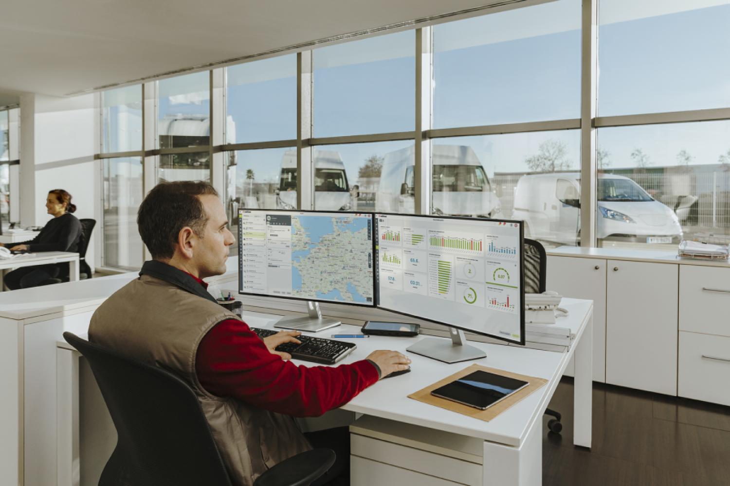 Despite the crisis, fleet managers can operate efficiently and cost-effectively with intelligent telematics solutions. | Image: HUSS-VERLAG.