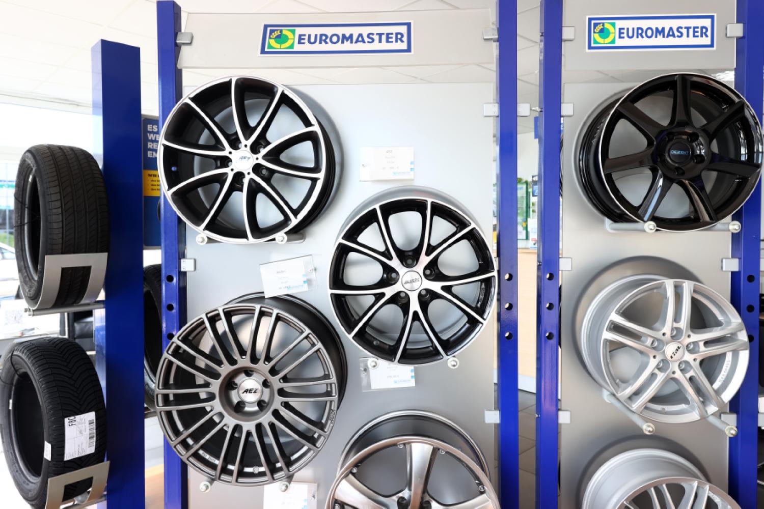 The goods ordered in the new online shop can optionally also be delivered to a Euromaster service branch, where professional assembly can be carried out upon request. | Image: Euromaster