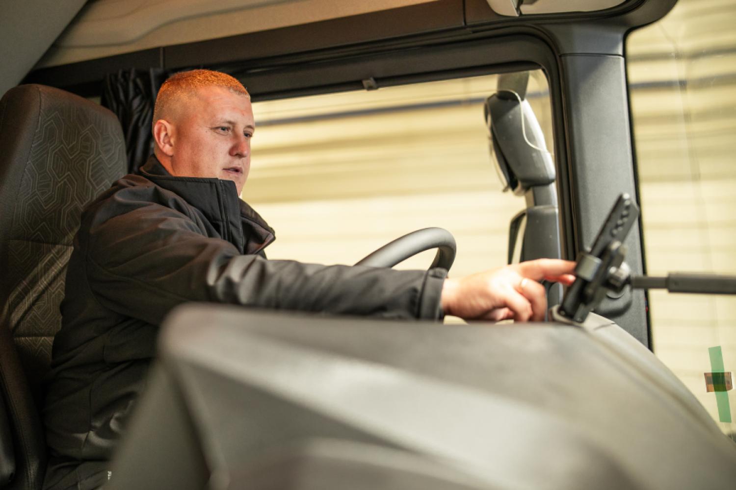 The logistics service provider Girteka has introduced a digital payment system that provides drivers with both virtual and physical cards, which are specifically activated for the duration of each trip. | Image: Girteka