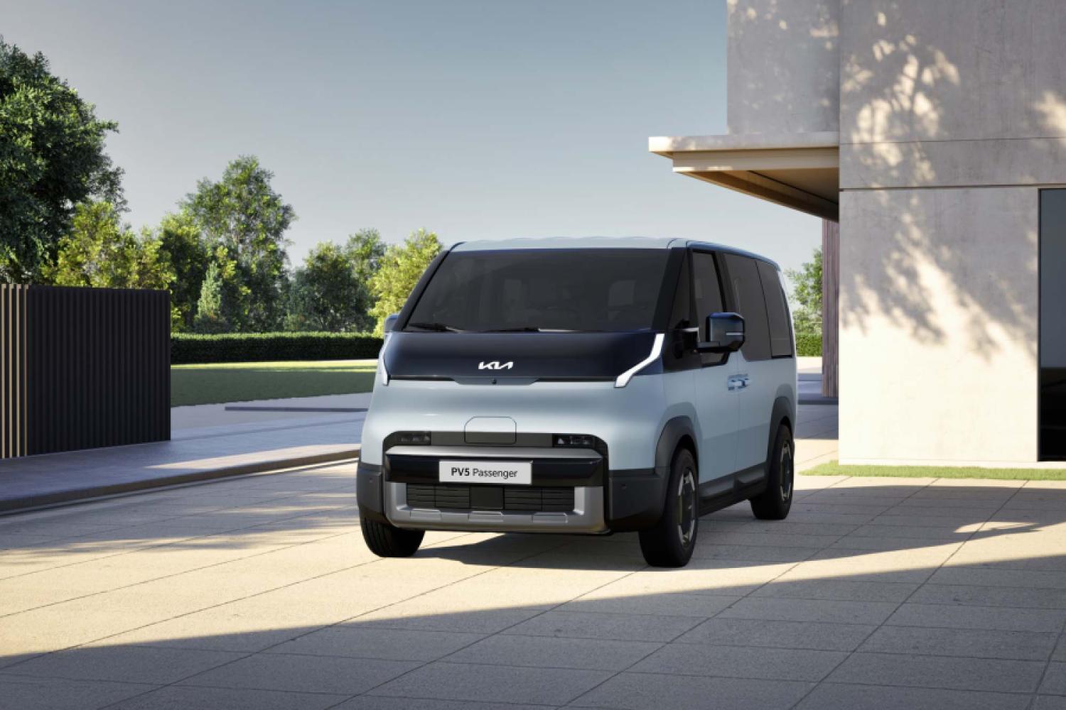 Mucho espacio en una superficie reducida ofrece el PV5 Passenger totalmente eléctrico, a un precio justo desde 38.290 euros. | Foto: Kia