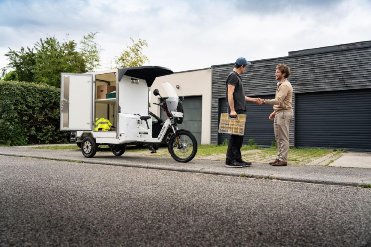 Significantly improved: A chainless drive, a rain cover, and securely stored interchangeable batteries are intended to elevate the Kleuster to a new level. | Photo: Renault Trucks/Kleuster