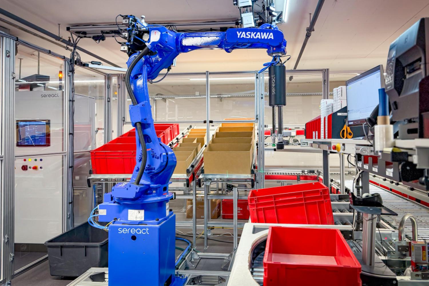 The cooperation aims to strengthen the position of both companies in intralogistics and to promote robot-assisted order picking as an integral part of holistic solutions. (Image: Körber)