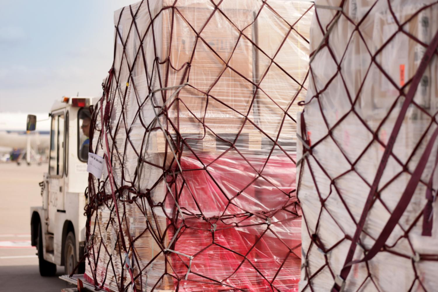 Durante un período de dos meses, las empresas de transporte Kühne &amp; Nagel y DB Schenker, el agente de manejo LUG y el proveedor de servicios logísticos CHI Cargo prueban procesos de recogida digital en el aeropuerto de Frankfurt. (Imagen: Allivate).