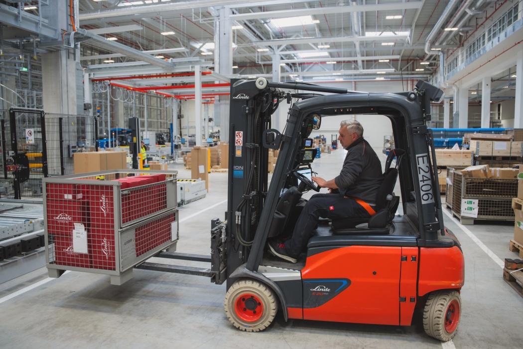 | Image: Linde MH