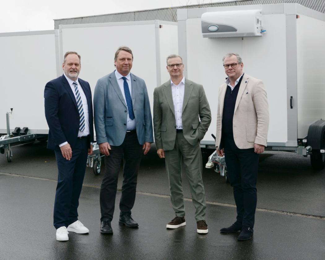 Transport solutions in transition: The combination of a passenger car and a trailer is becoming increasingly important in the discussion about efficient and climate-friendly mobility. | Photo: Martin Zumpe / Tobias Blaurock