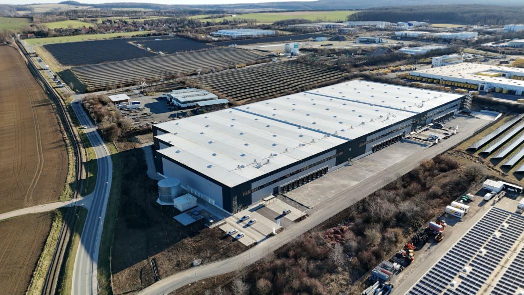 El Focus Logistikpark en Nohra, Turingia: El centro de tráfico de mercancías (GVZ) Erfurt está a solo once kilómetros de distancia. (Foto: BGO)