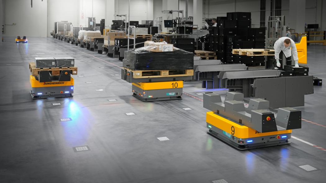 360° safety sensors for secure operations in human-machine environments. | Image: Jungheinrich
