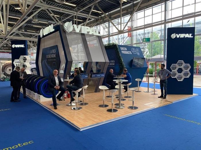 The Vipal booth at Autopromotec 2025. The program also includes interactive contributions. | Image: Vipal.