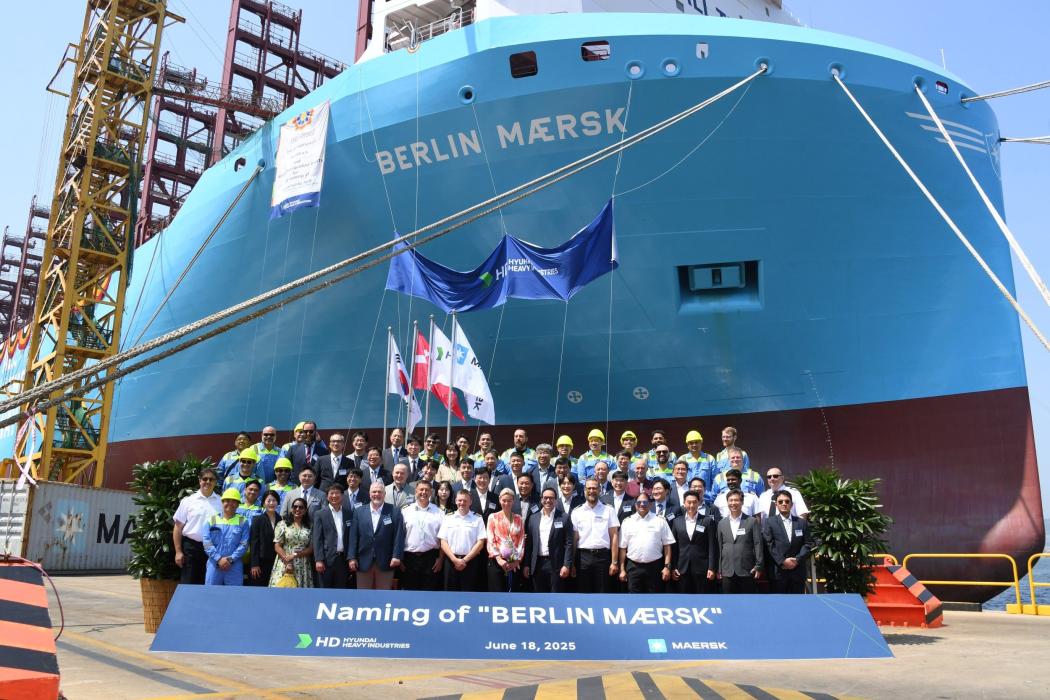 The new addition to the Maersk fleet can be powered by green methanol and is intended to operate between Asia and Northern Europe. (Photo: Maersk)