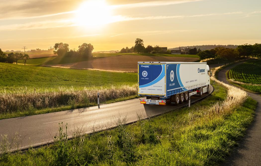 Krone trailers can be seamlessly connected to Webfleet's fleet management via the integrated telematics. | Image: Krone.