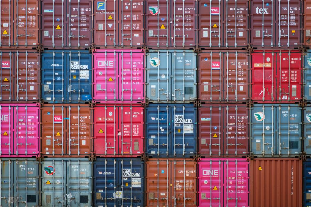In the past two decades, global trade flows have shifted more toward friendly or geographically close countries (“Friendshoring” and regionalization), as reported by a study from Allianz Trade. (Stock image: hanohiki / stock.adobe.com)