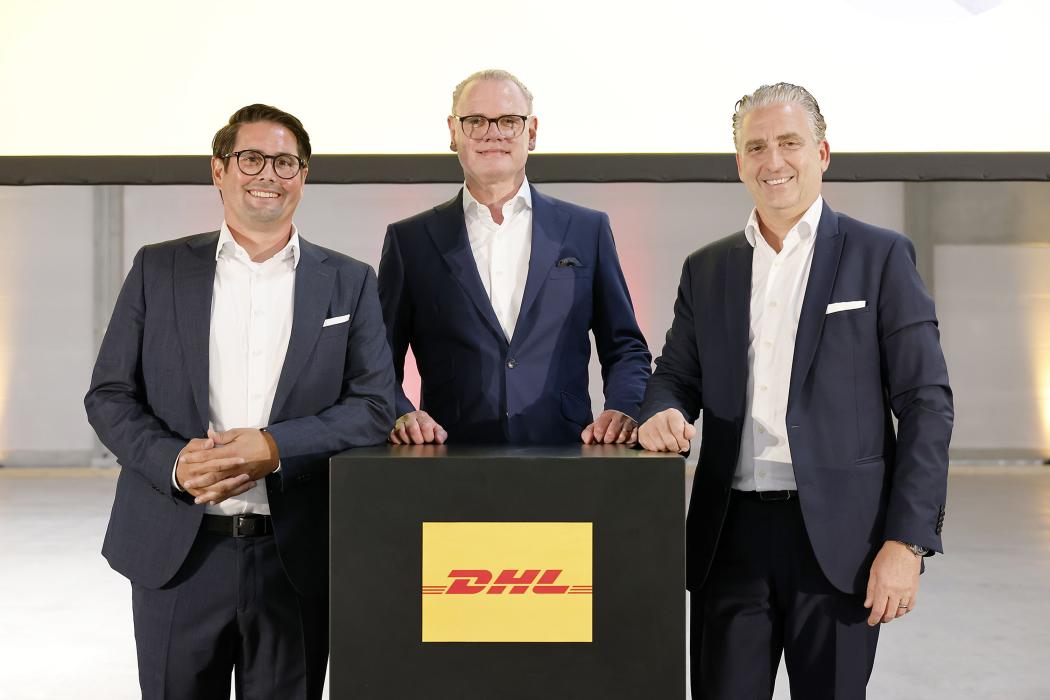 (from left to right): Andreas Bindreiter, Head of Air Freight Europe and StarBroker, DHL Global Forwarding Europe, Tobias Schmidt, CEO DHL Global Forwarding Europe, Markus Panhauser, CEO DHL Global Forwarding Germany and Switzerland