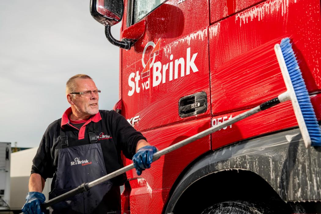 In 2023, the forwarding company 'St vd Brink' switched its exterior washing to the Sonax brand. | Image: St vd Brink