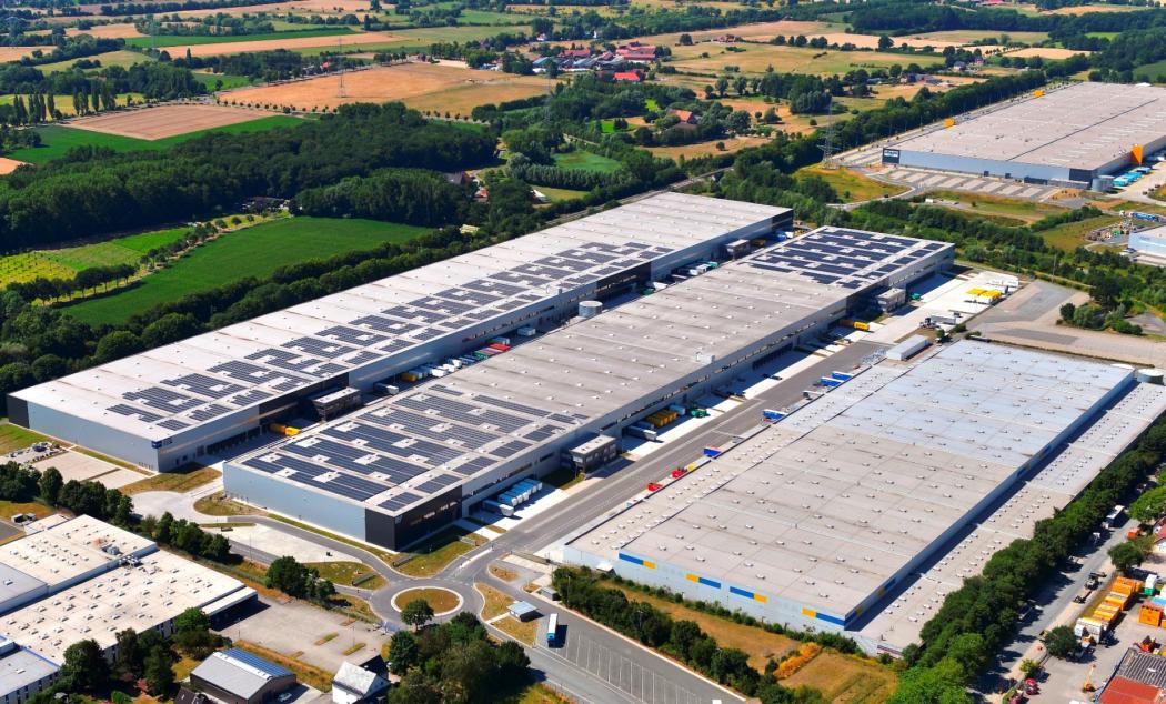 Pour l'exécution des commandes en ligne de meubles, d'appareils ménagers et d'équipements de fitness : Blitz Distribution utilisera environ 37 000 mètres carrés de surface d'entrepôt ainsi qu'environ 1 000 mètres carrés de surface de bureau et sociale à Werne. (Image : Garbe Industrial)