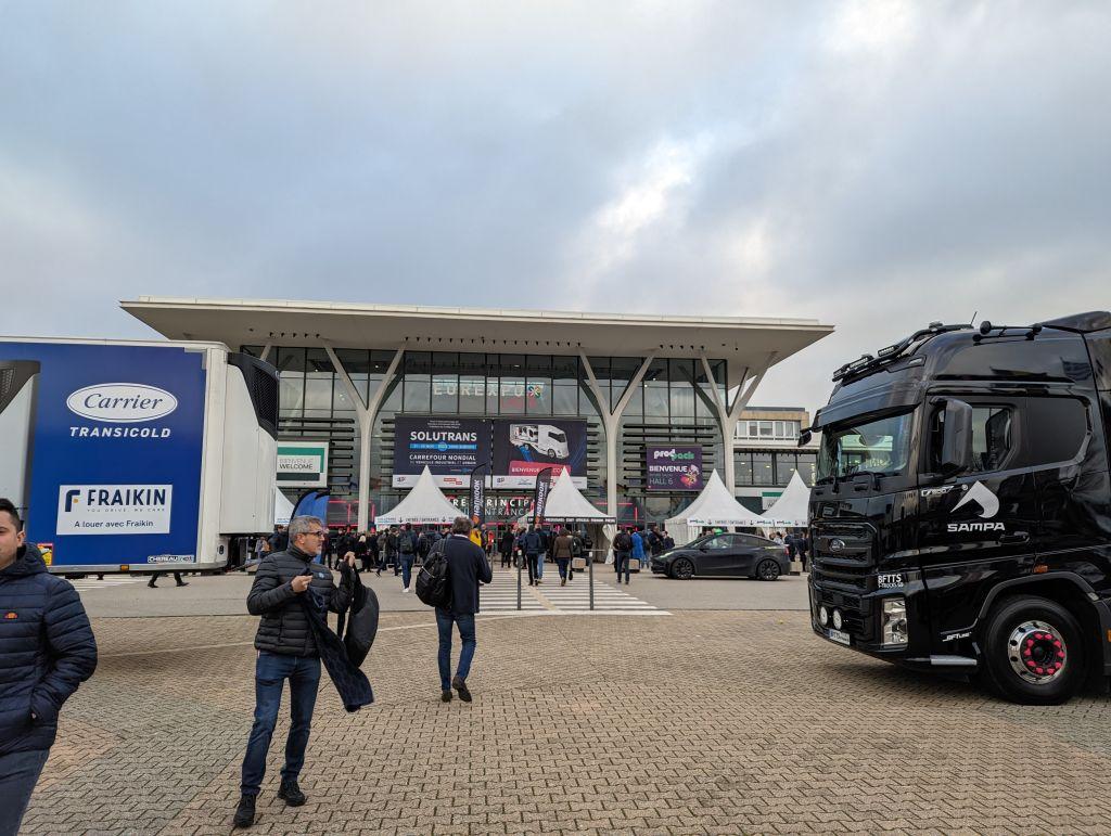 A show all about trucks, vans, and trailers: Solutrans in Lyon is on the starting blocks and aims to be more international than ever. | Photo: J. Reichel
