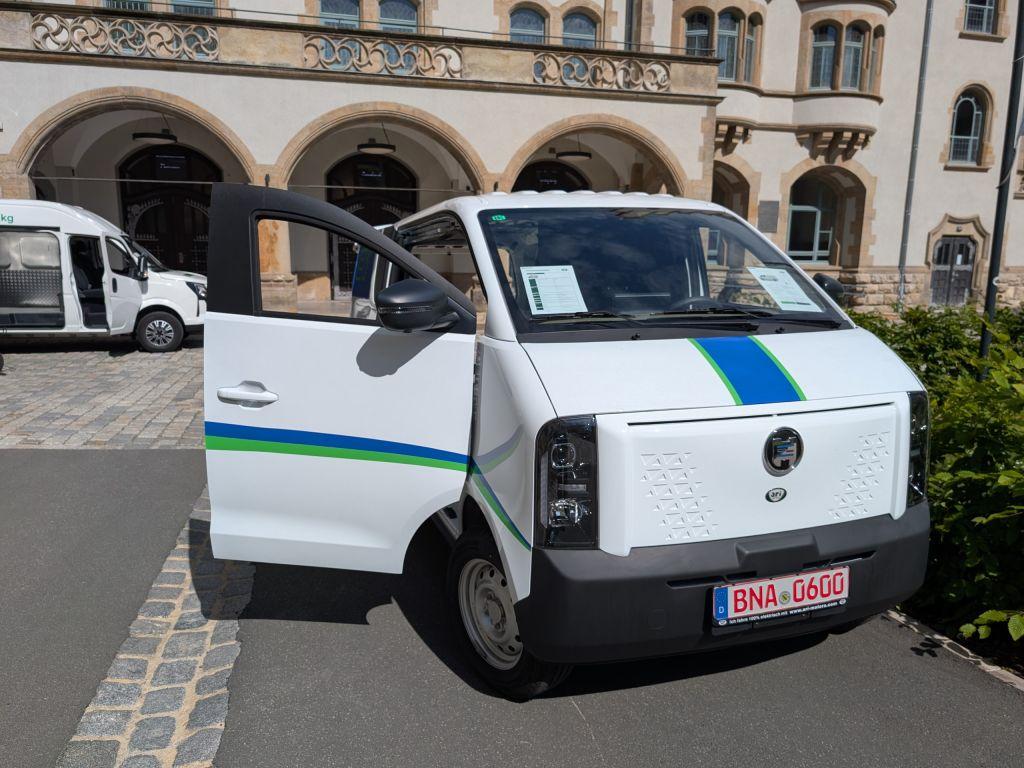 Facteur nez : La plateforme 100 % électrique permet un avant très court et une grande efficacité spatiale. | Photo : J. Reichel