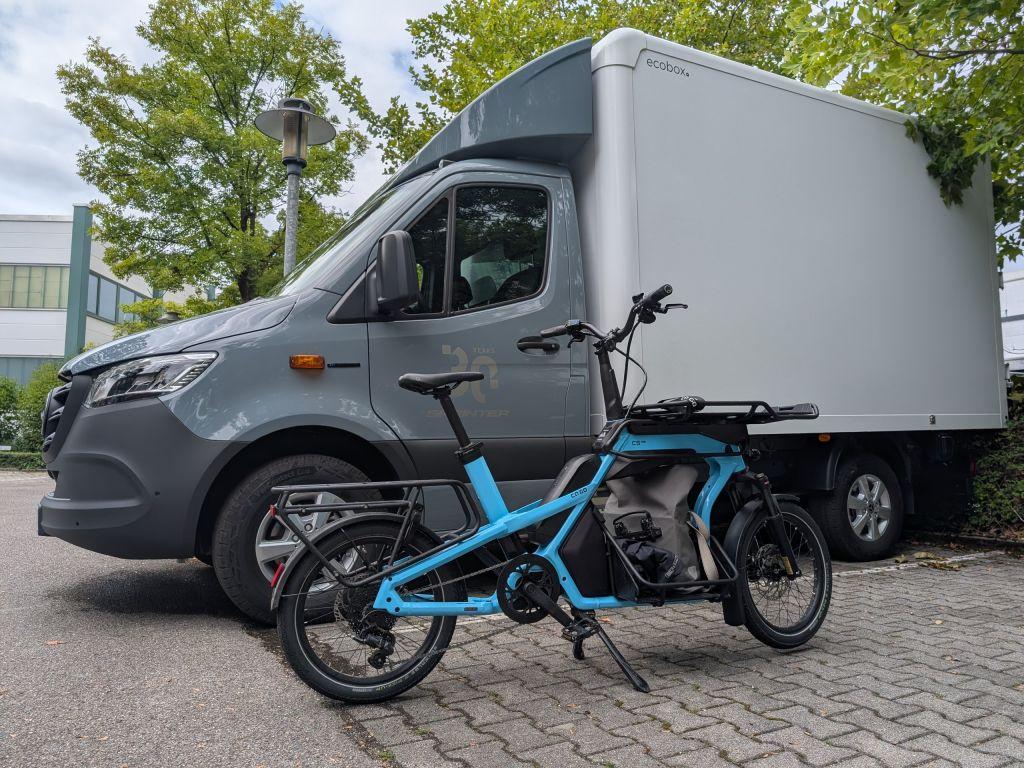 Sprinter and Springer among themselves: The Ca Go C100 is nimble and easy to ride—and can, with a substantial payload, be a meaningful addition on the last mile. | Photo: J. Reichel