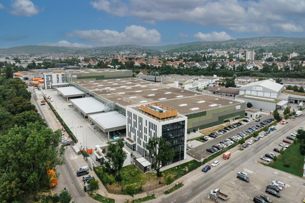 A fully digitized, intelligent spare parts warehouse within the Product Competence Center serves as a strategic hub for TK Elevator's Universal Service business in Central and Northern Europe. (Photo: TK Elevator)