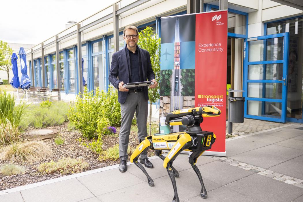 Stefan Rummel, director general de Messe München, antes de la transport logistic 2025: «La transport logistic hace visible lo que a menudo permanece invisible en la vida cotidiana: la logística es mucho más que el camión en la autopista; es la base para que la economía funcione». (Foto: Messe München)