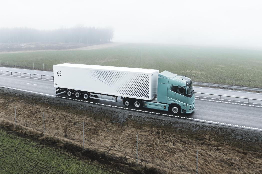 The new electric truck from Volvo has a range of up to 600 kilometers and its batteries can be charged in 40 minutes. (Photo: Volvo Trucks)