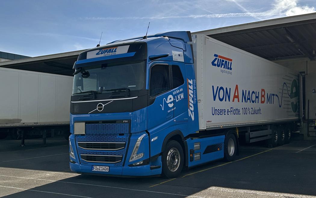 By the end of 2023, Zufall had already begun the first operational test runs with battery-electric transport vehicles. Since then, the share of the e-fleet has grown to more than 20% of its own fleet. | Image: Zufall